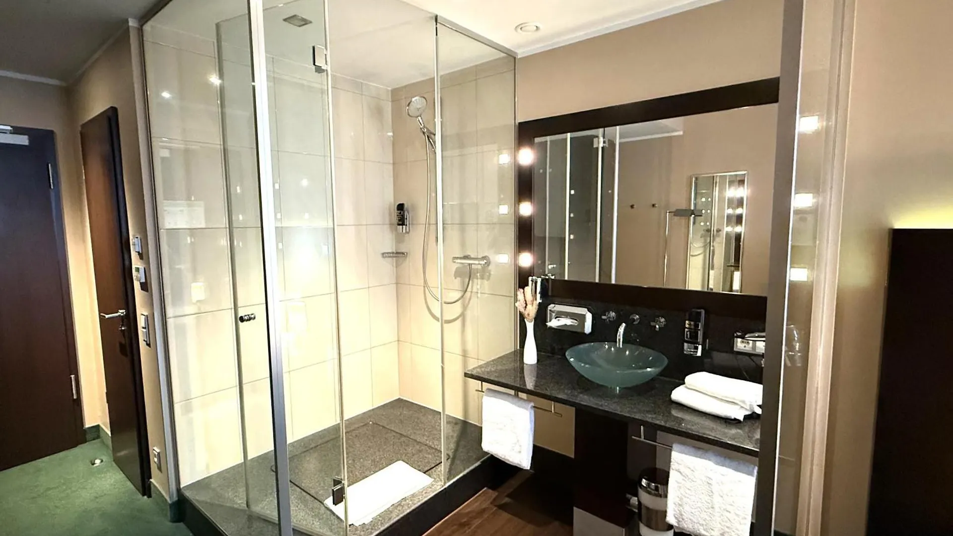 Hotel Lumiere An Der Messe Francfort-sur-le-Main
