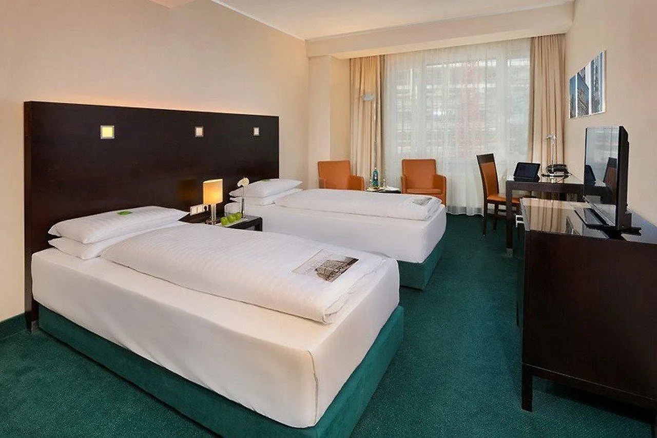 Hotel Lumiere An Der Messe 
