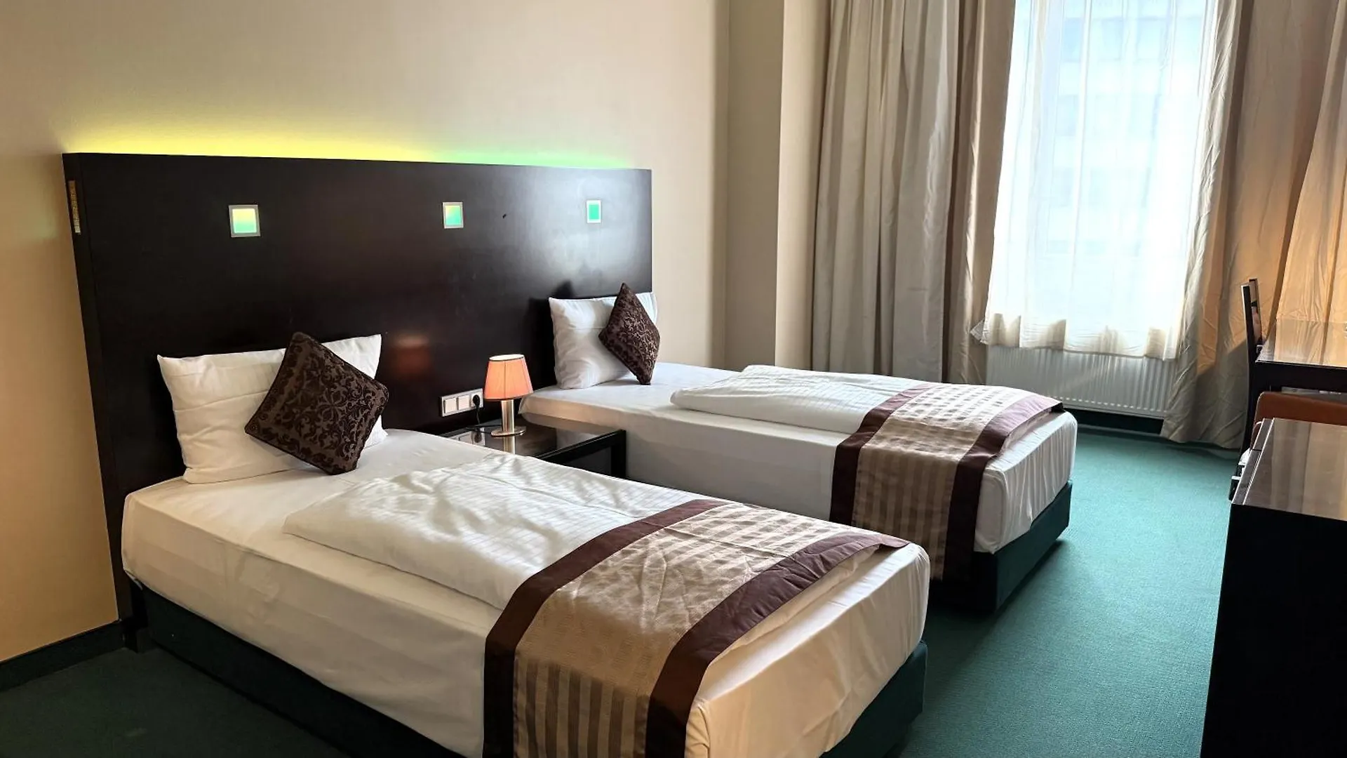 Hotel Lumiere An Der Messe 美因河畔法兰克福 德国